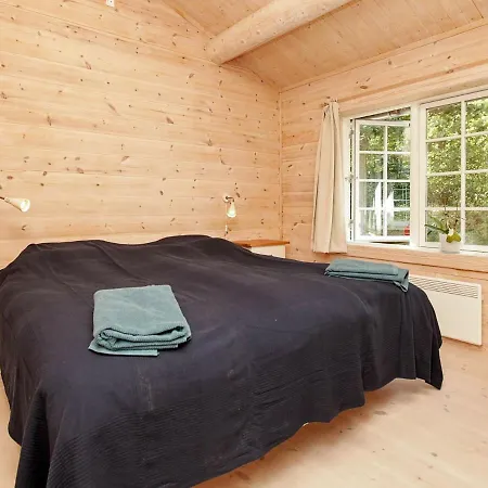 8 Person In Frederiksv Rk Frederiksvaerk